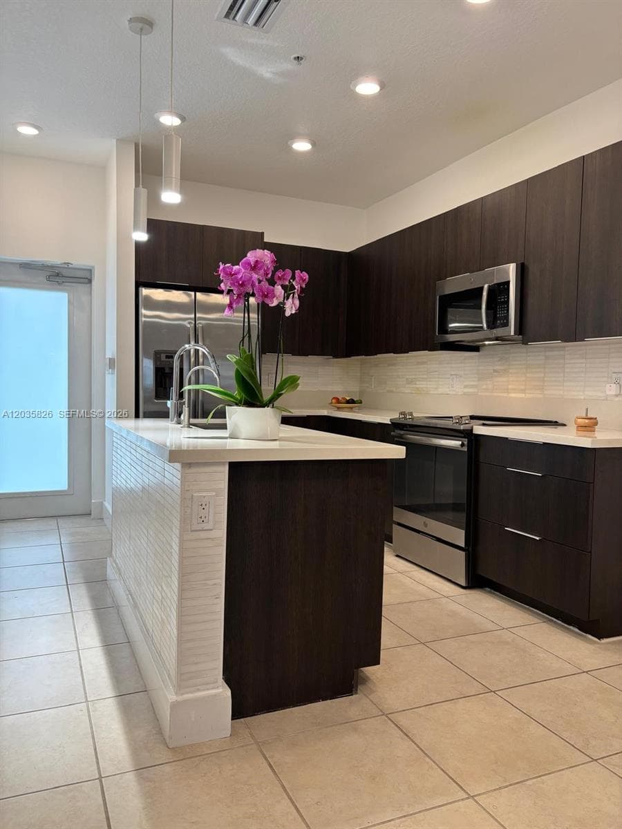 4740 NW 84th Ct # 32, Doral FL 33166