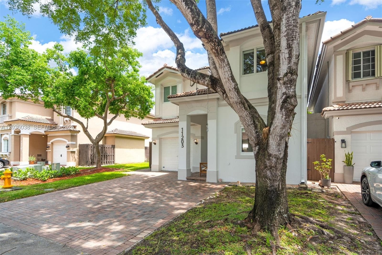 11203 NW 73rd Ter, Doral FL 33178