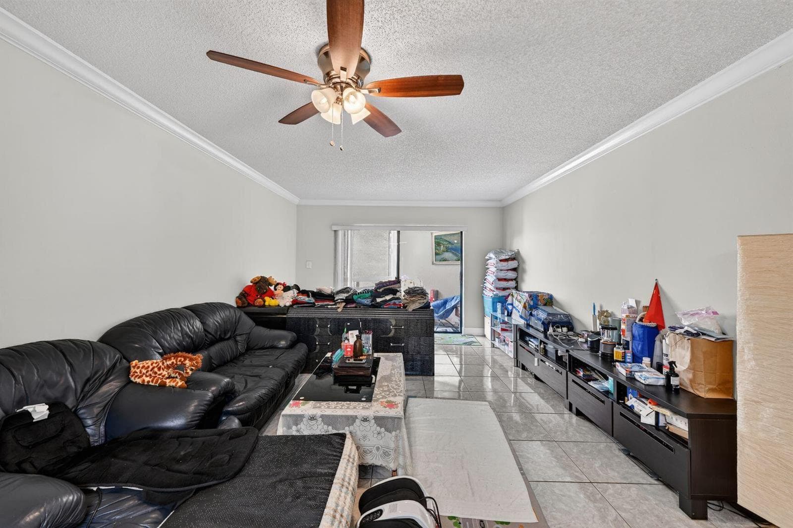 8290 Lake Drive # 305, Doral FL 33166
