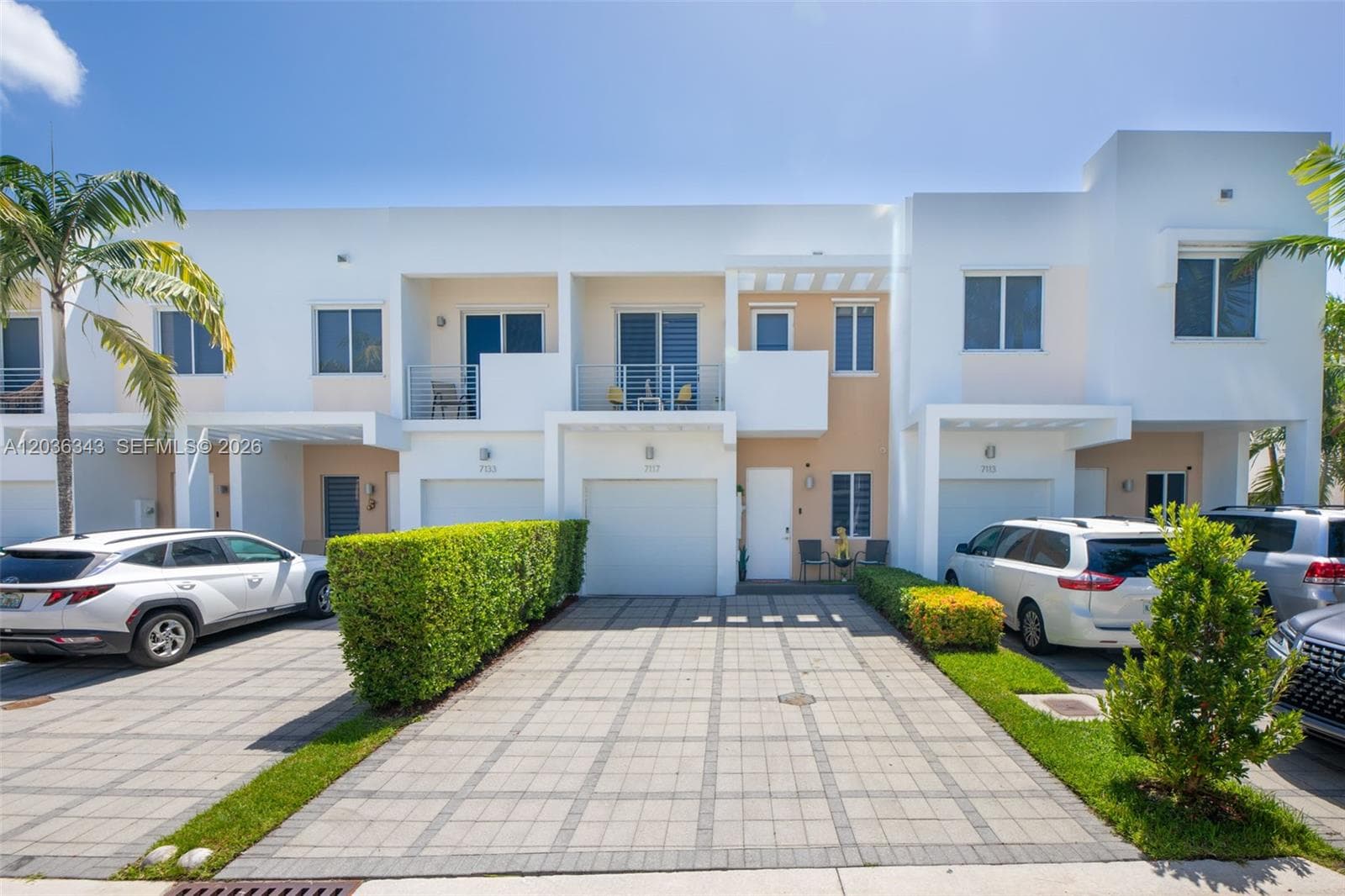 7117 NW 103rd Path, Doral FL 33178
