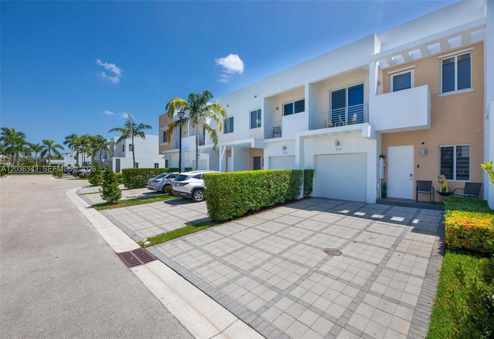 7117 NW 103rd Path, Doral FL 33178