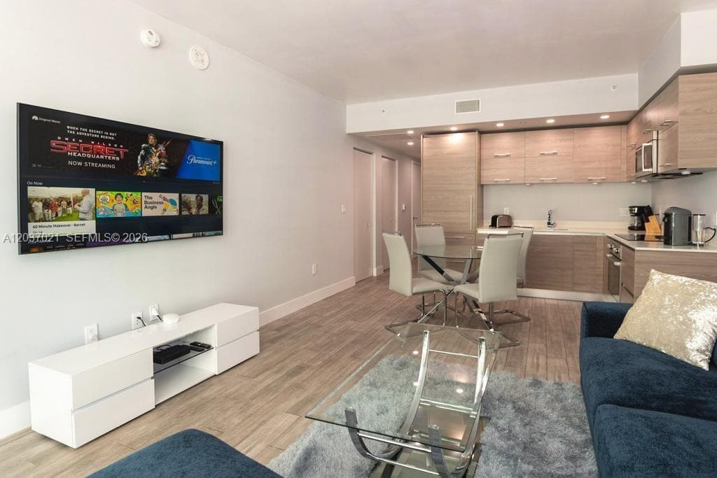 1300 S Miami Avenue # 3908, Miami FL 33130