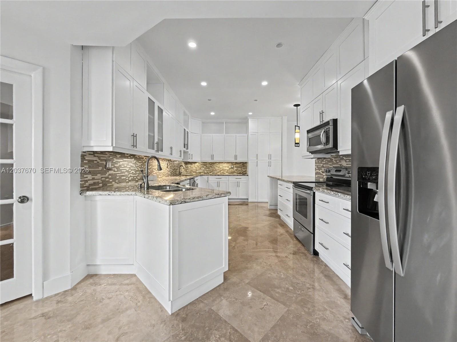 4725 NW 104th Ave, Doral FL 33178
