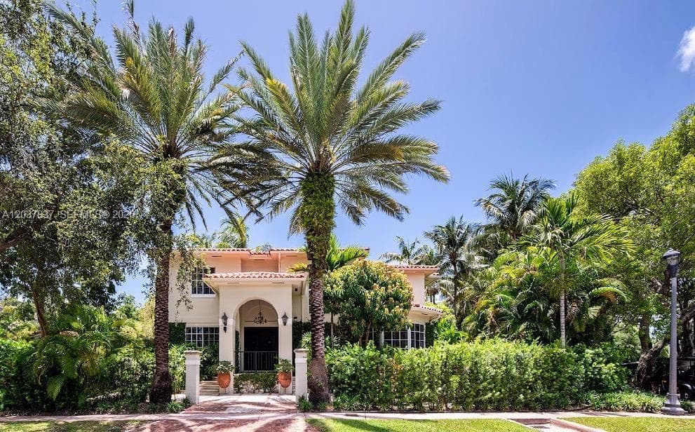 797 Glenridge Rd, Key Biscayne FL 33149