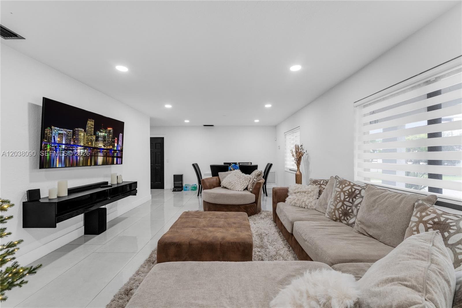 551 SW 127th Ave, Miami FL 33184