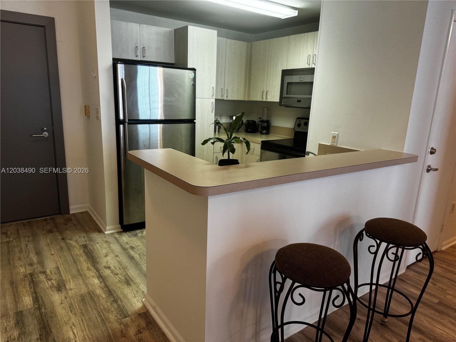 185 SE 14th Ter # 1812, Miami FL 33131