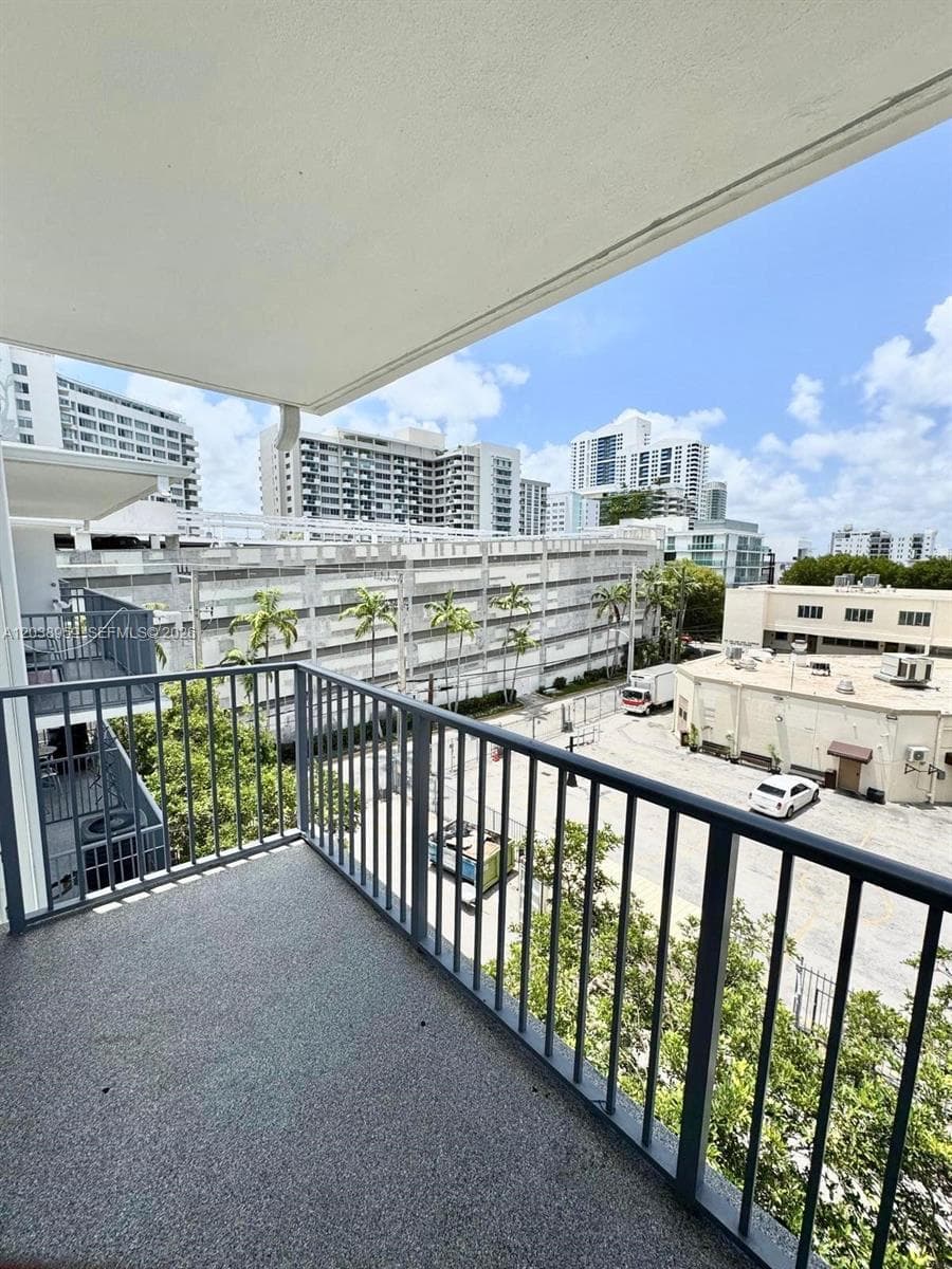 1100 Alton Rd # 5D, Miami Beach FL 33139