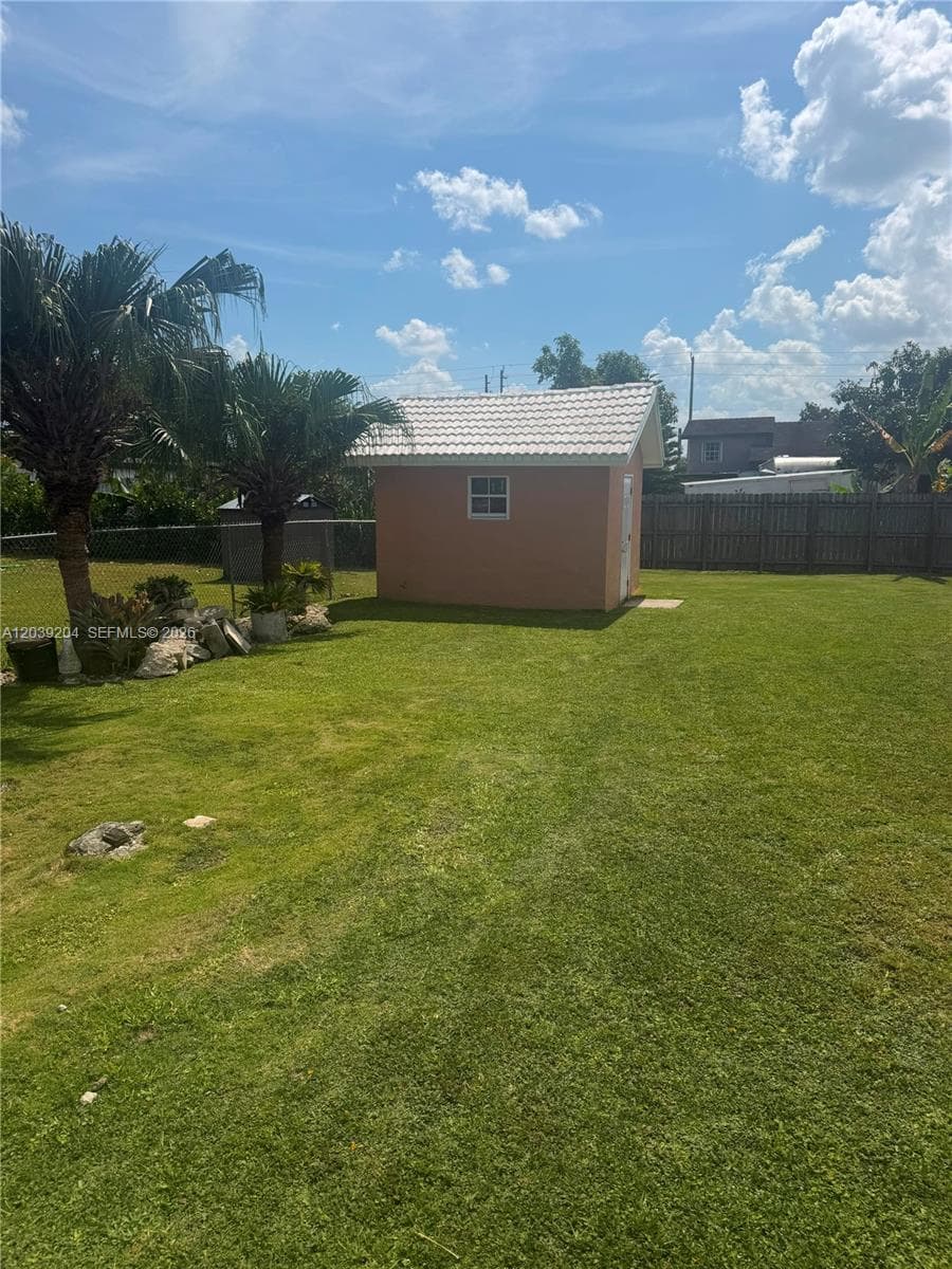 12150 SW 213th Ter, Miami FL 33177