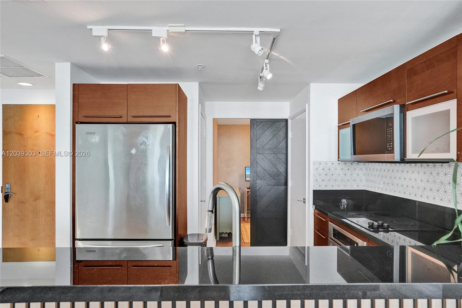 244 Biscayne Blvd # 3409, Miami FL 33132