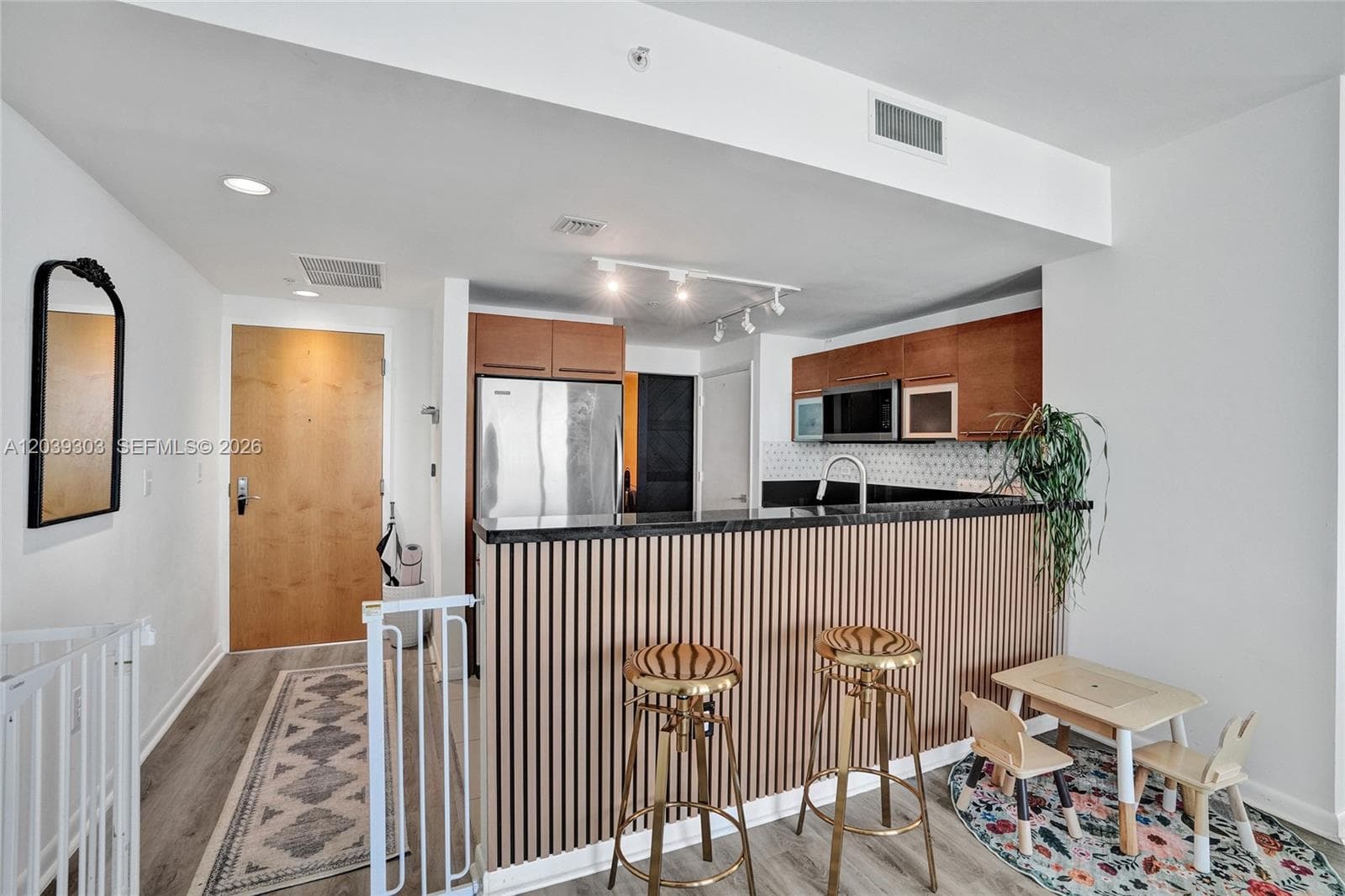 244 Biscayne Blvd # 3409, Miami FL 33132