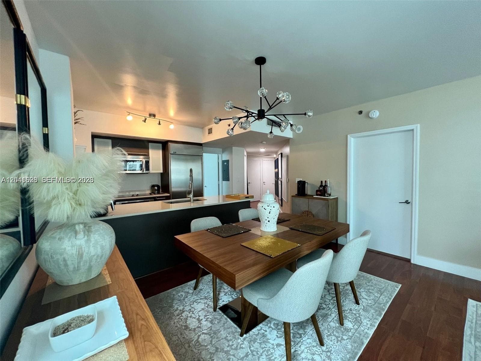 500 Brickell Ave # 1410, Miami FL 33131