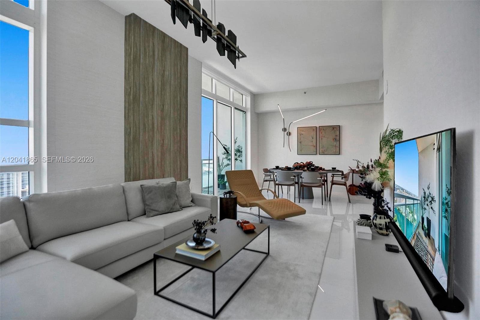 950 Brickell Bay Dr # 5608, Miami FL 33131