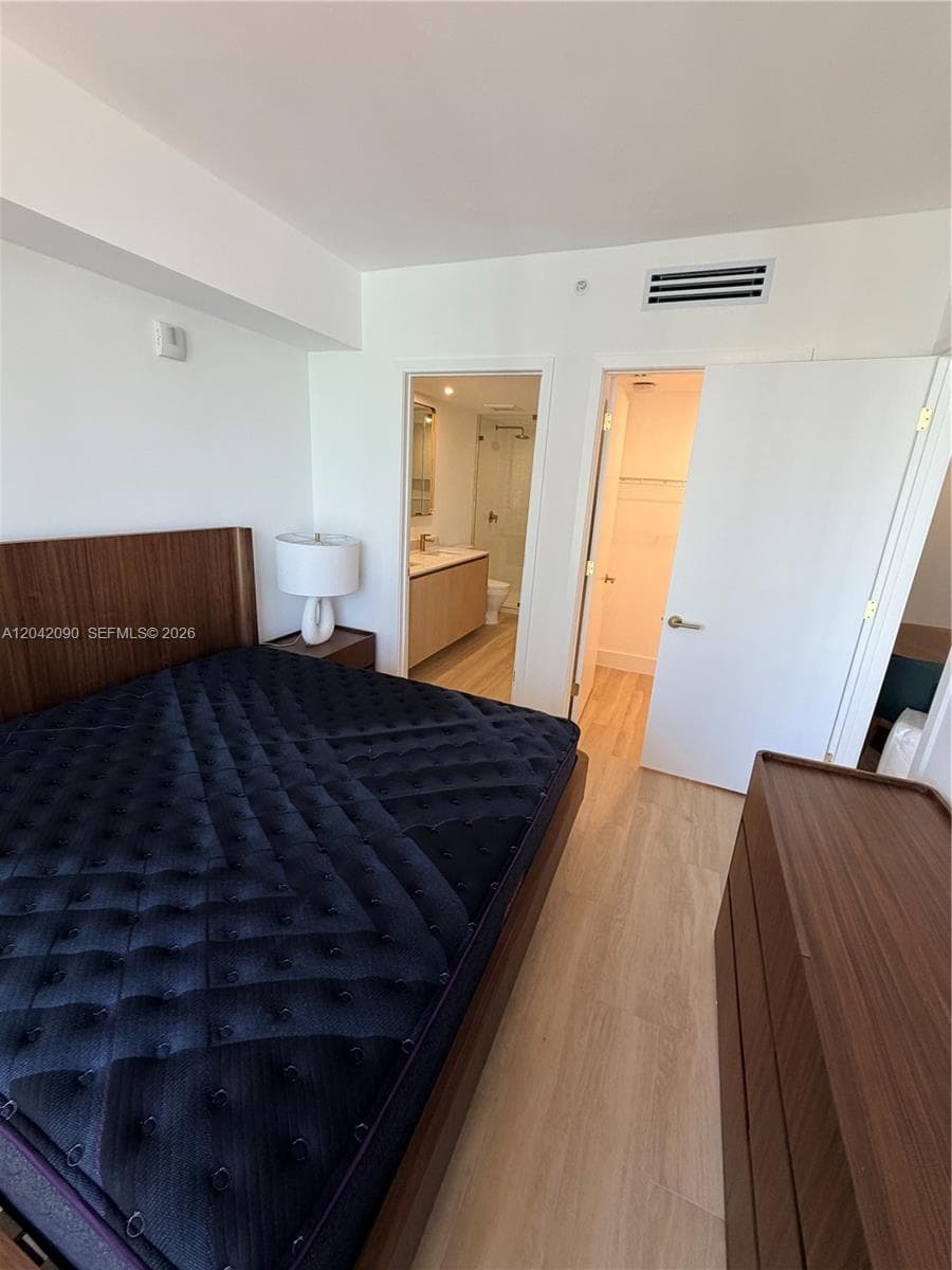 90 NE 32nd St # 706, Miami FL 33137
