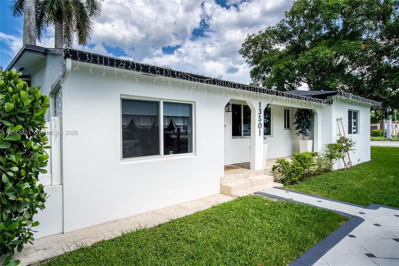13501 NE Miami Ct, Miami FL 33161