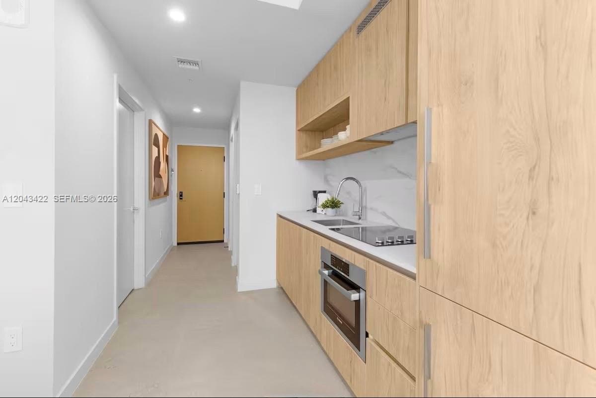 11 NE 6th St # 1606, Miami FL 33132