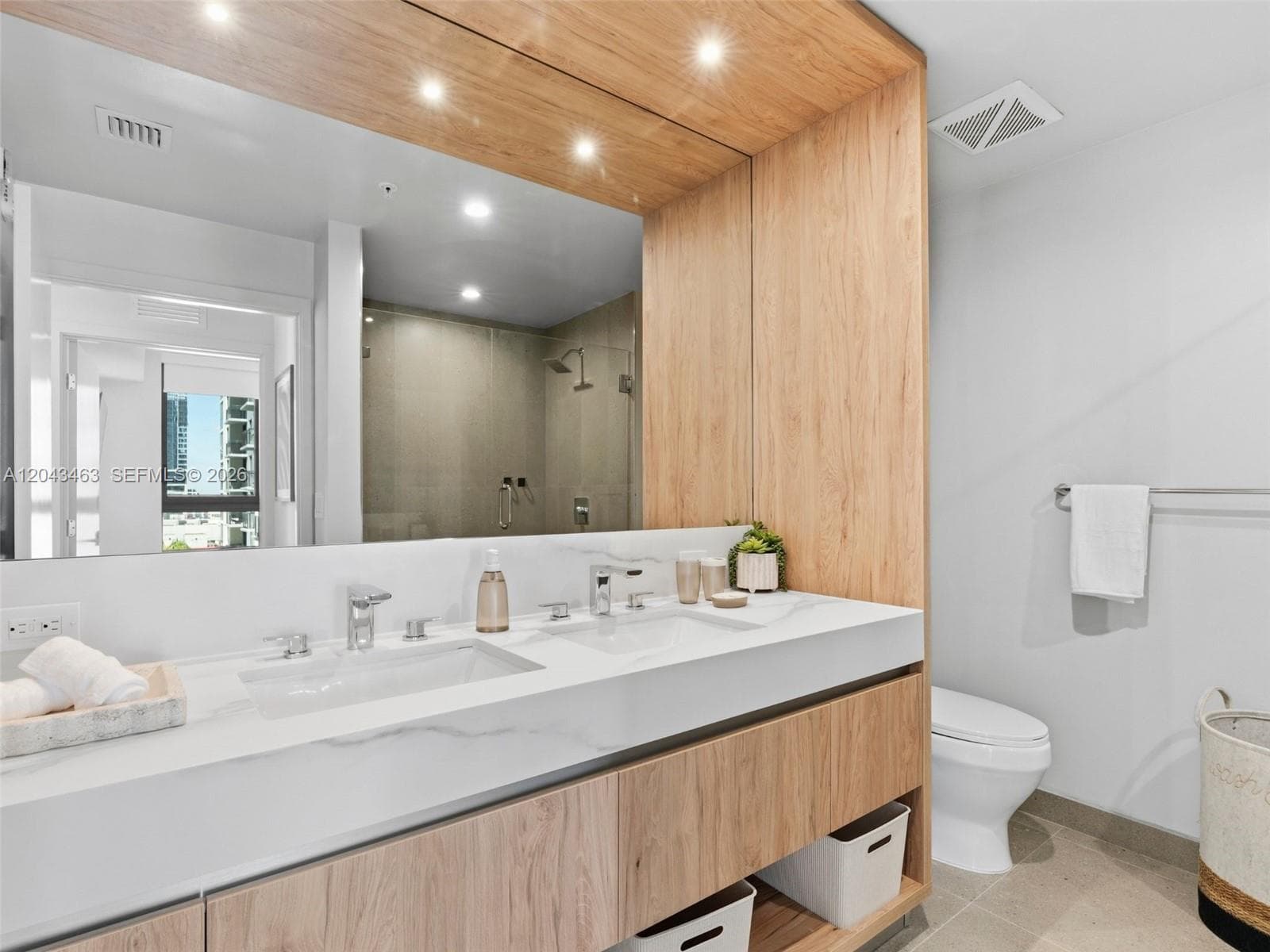 11 NE 6th St # 1509, Miami FL 33132