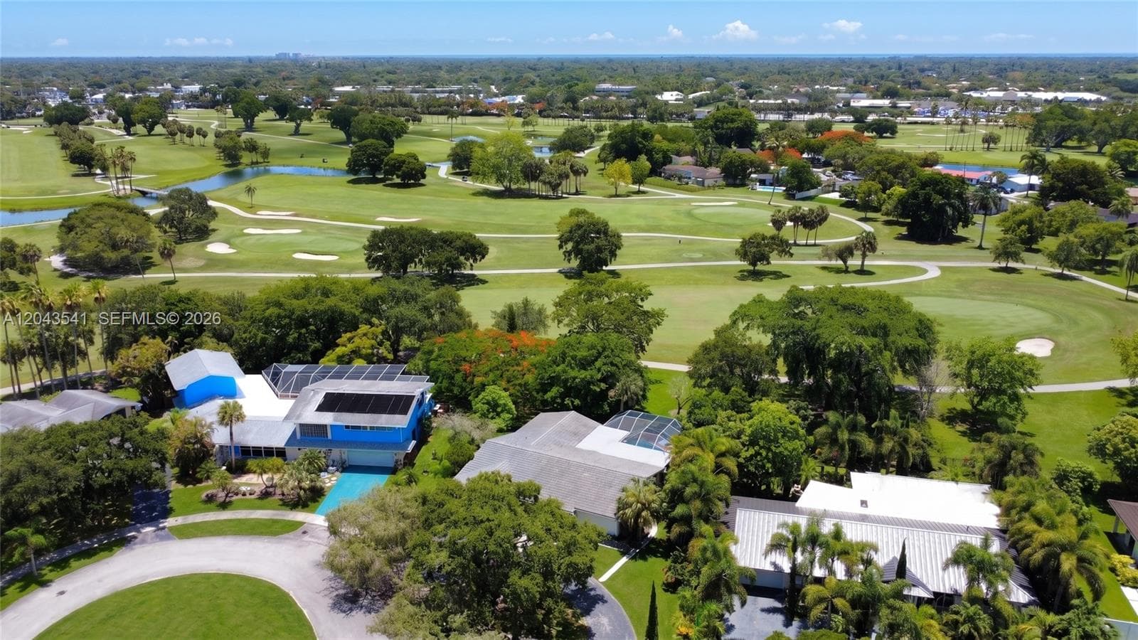 9720 Palmetto Club Ln W, Miami FL 33157
