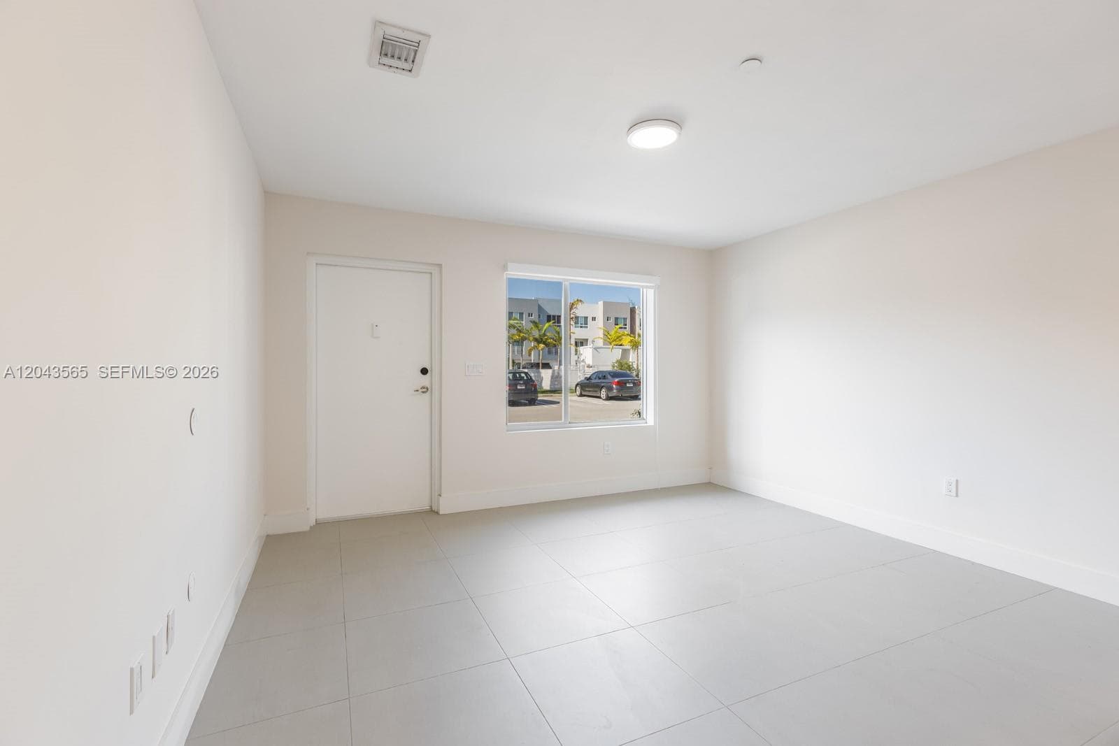 2505 NE 193rd St # 4108, Miami FL 33180