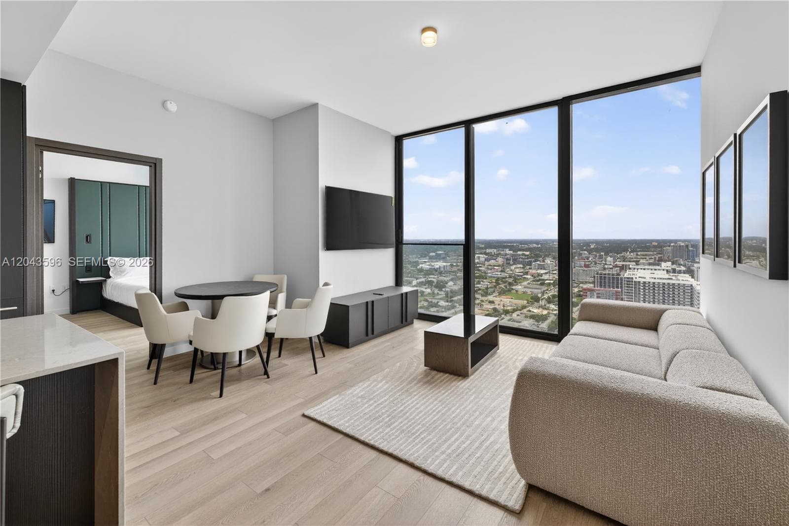 20 NE 11th # 4702, Miami FL 33132