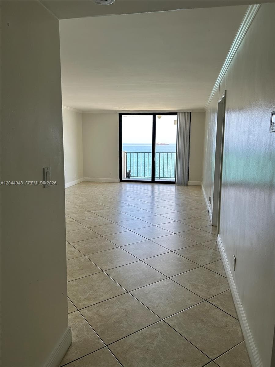 2625 Collins Ave # 1805, Miami Beach FL 33140