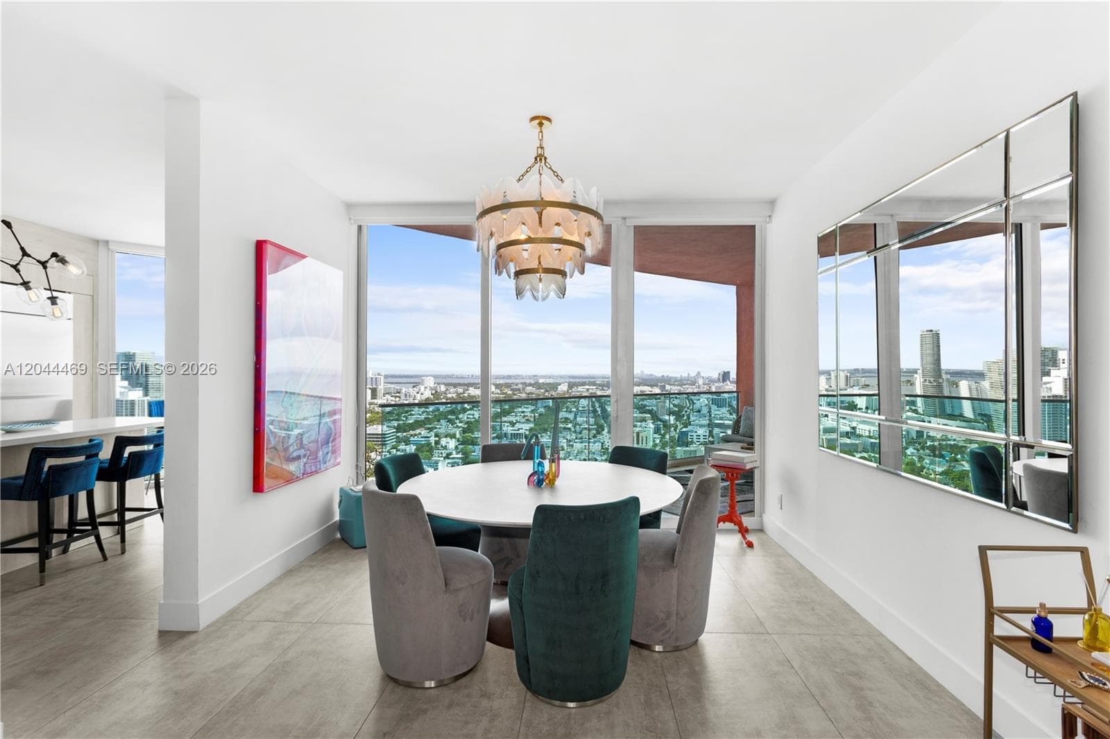 300 S Pointe Dr # 3604, Miami Beach FL 33139