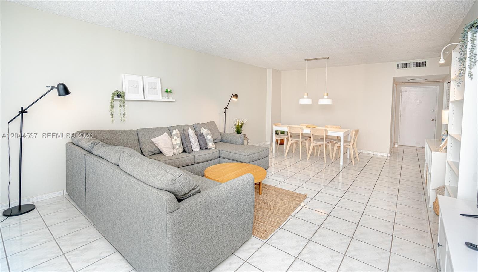 5601 Collins Ave # 1517, Miami Beach FL 33140