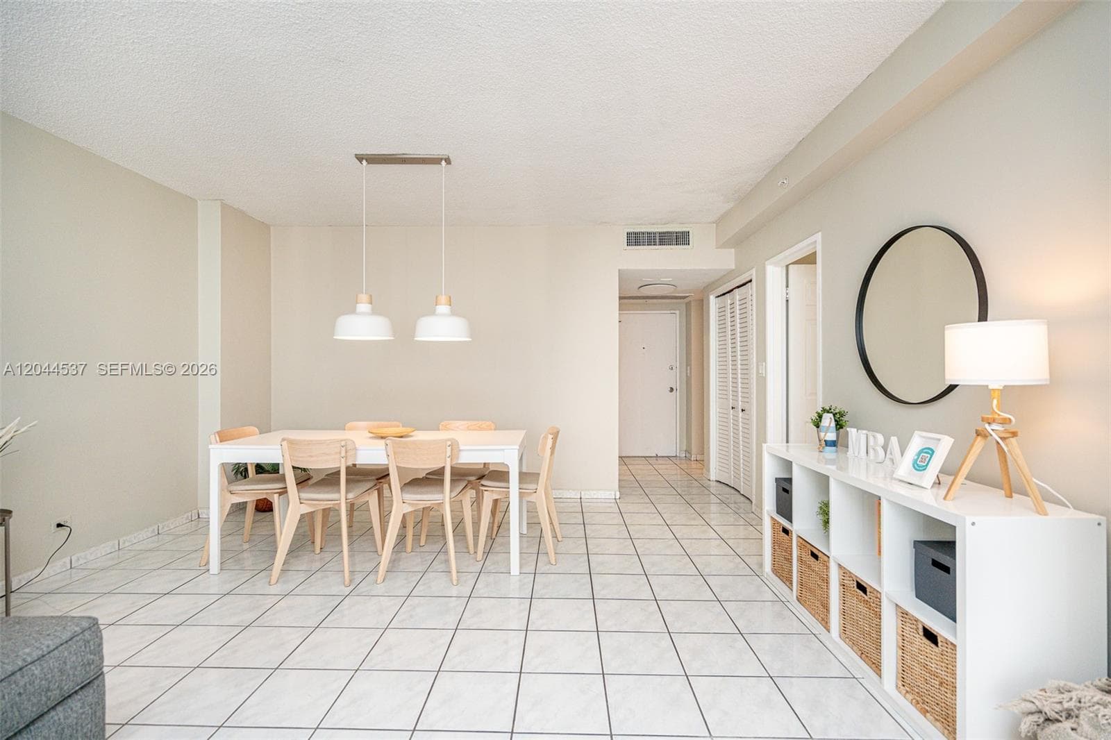 5601 Collins Ave # 1517, Miami Beach FL 33140