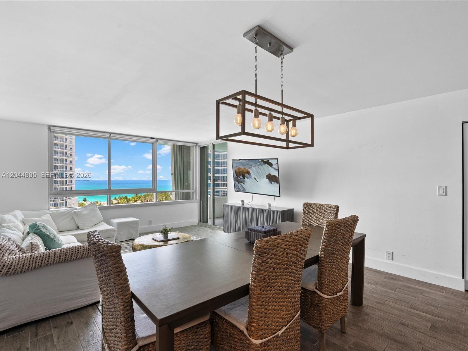 400 S Pointe Dr # 1102, Miami Beach FL 33139
