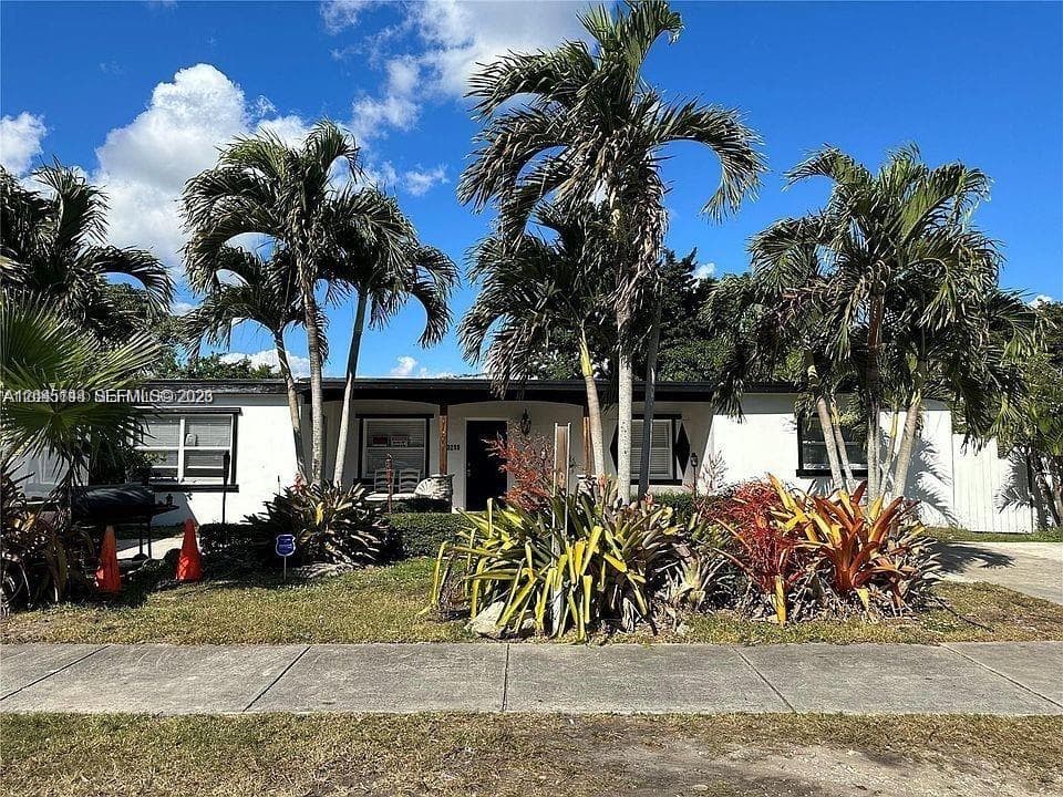 10215 SW 171st St, Miami FL 33157