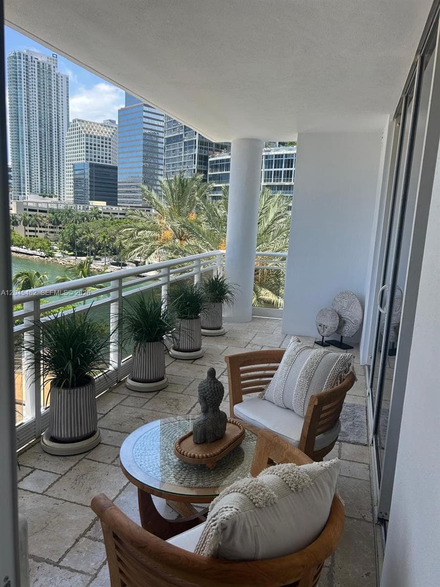 901 Brickell Key Blvd # 702, Miami FL 33131