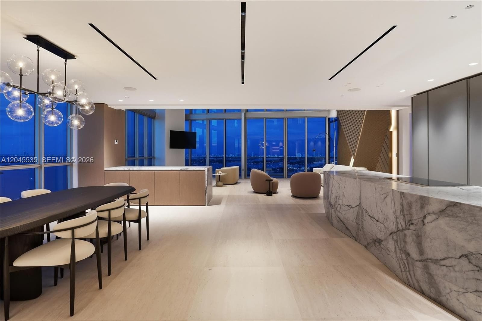 1100 Biscayne Blvd # 3906, Miami FL 33132