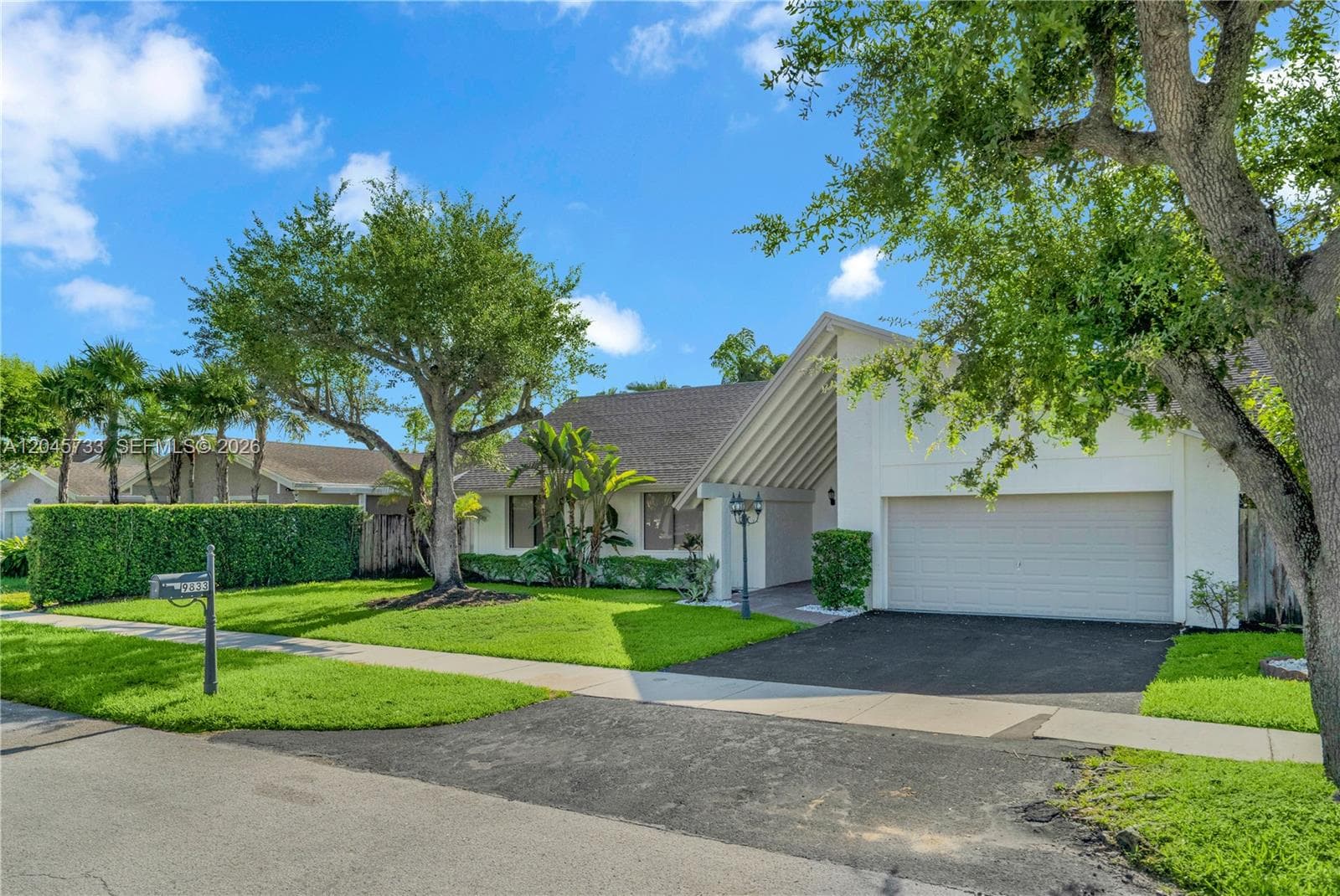 9833 SW 133rd Pl, Miami FL 33186