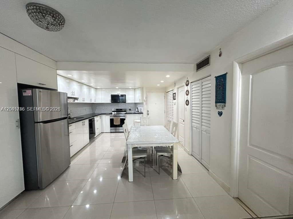 1351 NE Miami Gardens Dr # 511E, Miami FL 33179