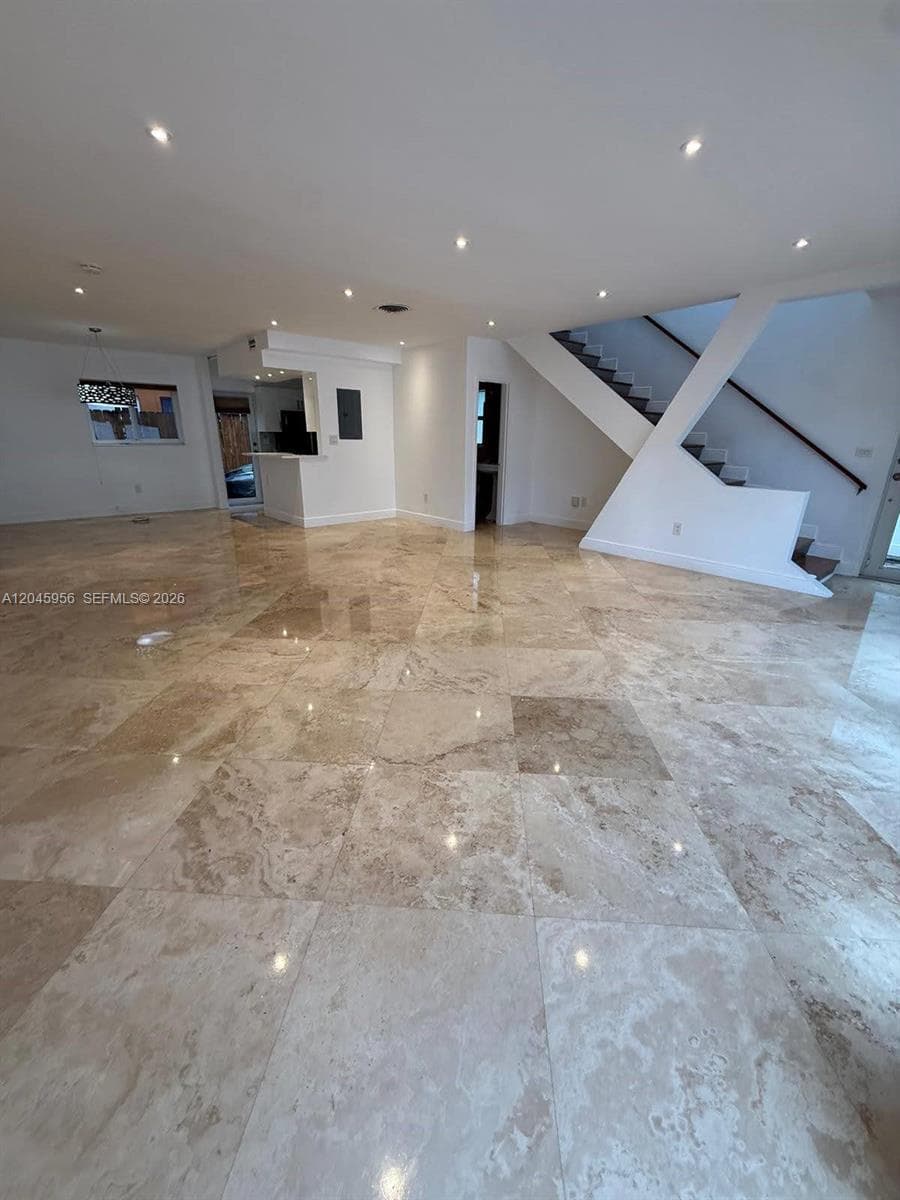 7312 Gary Ave, Miami Beach FL 33141