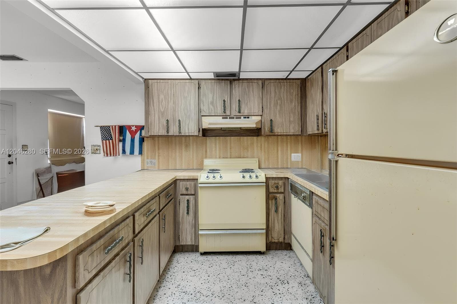6702 SW 25th Ter, Miami FL 33155
