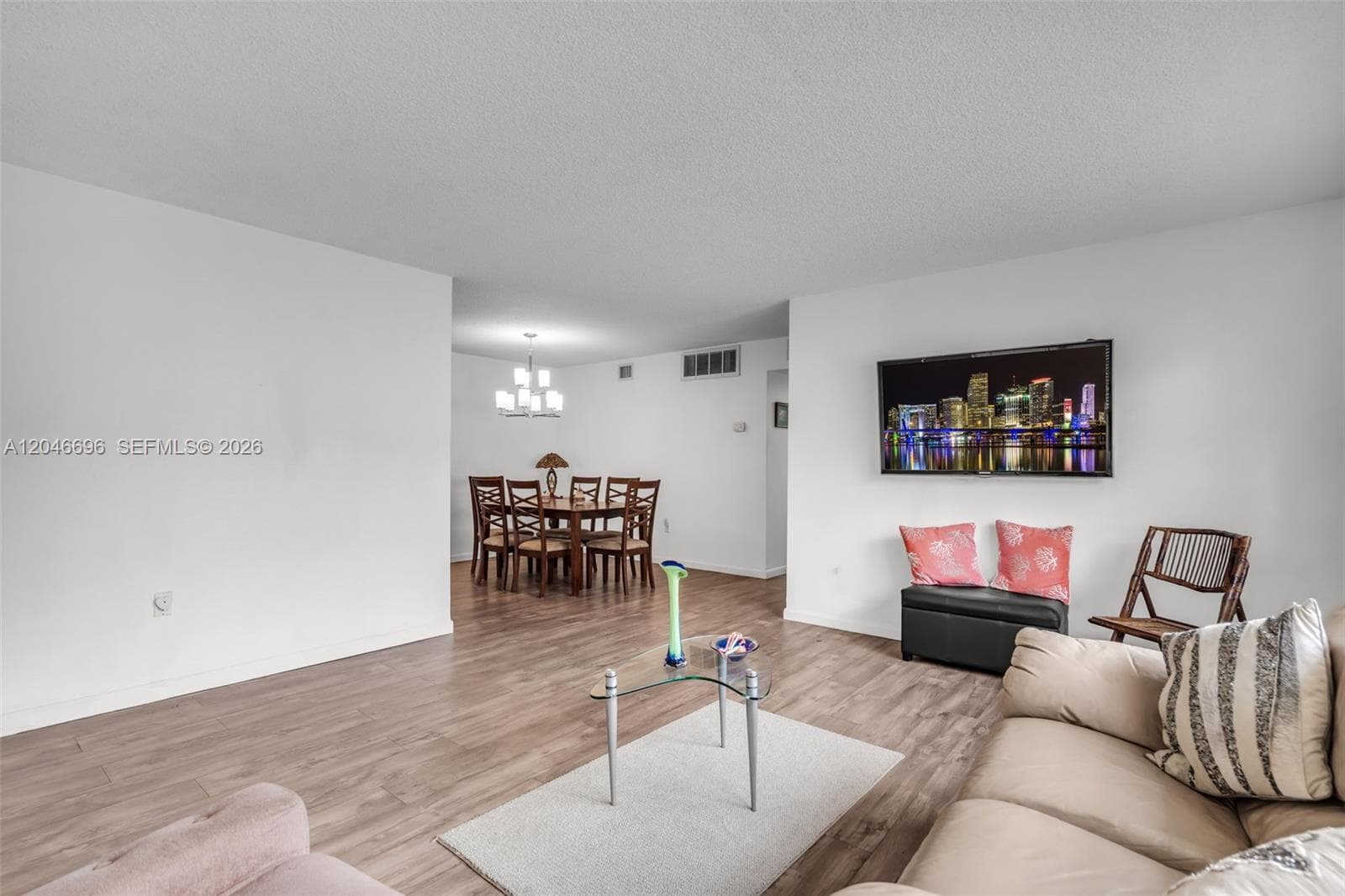 20327 NE 2nd Ave # 26, Miami FL 33179