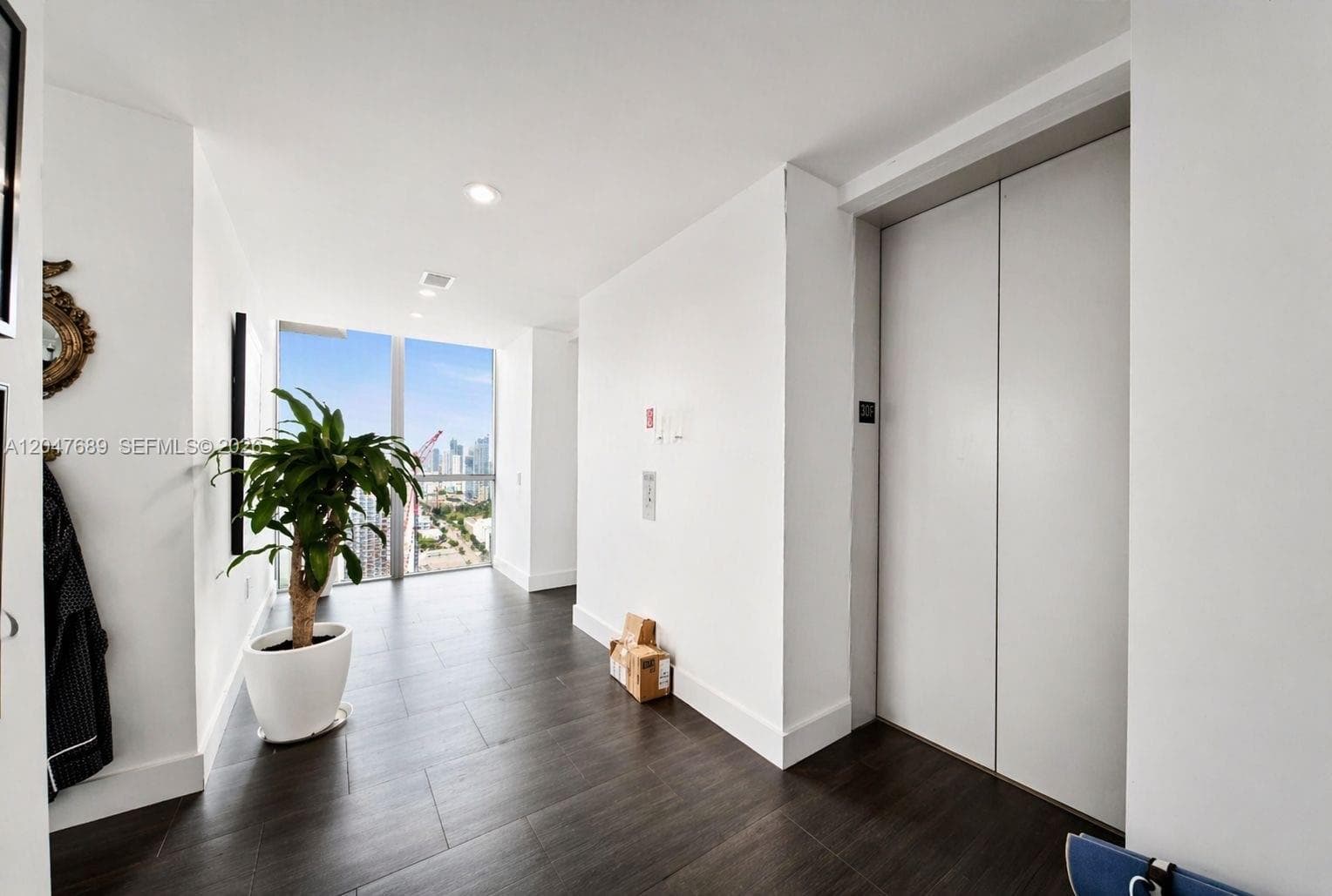 1100 Biscayne Blvd # 3708, Miami FL 33132