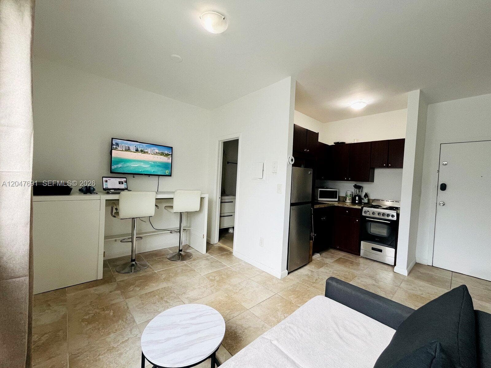 842 Meridian # 2F, Miami Beach FL 33139