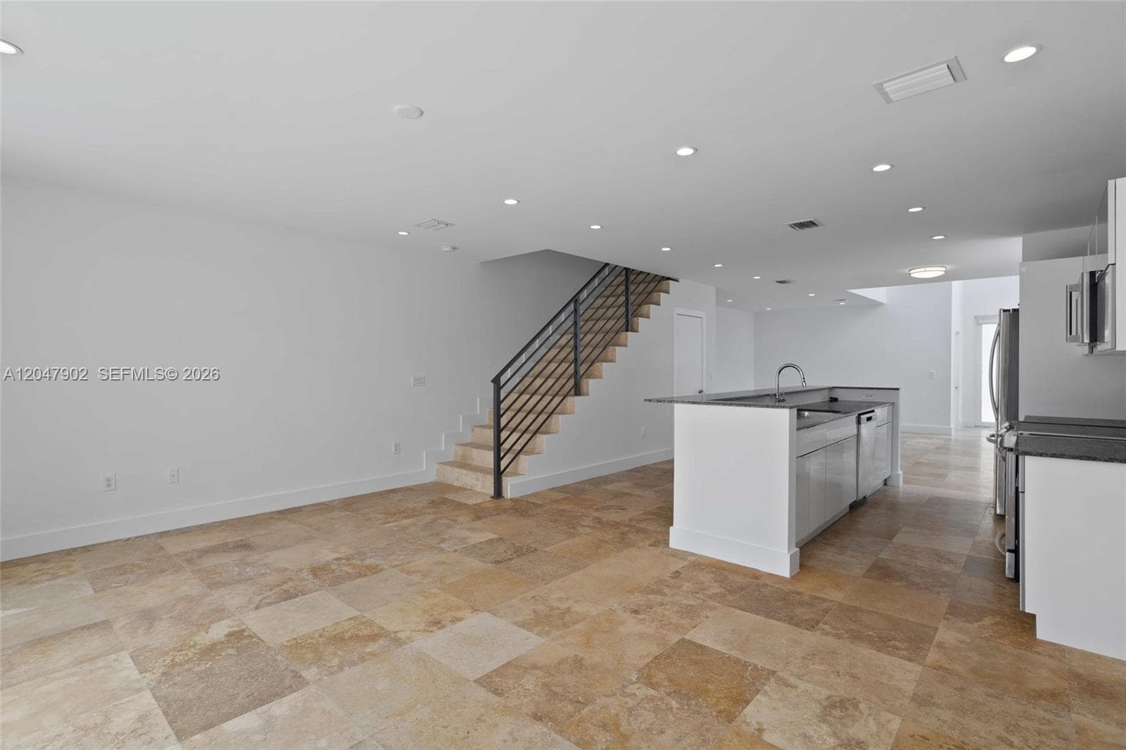 7004 NE 5th Ave, Miami FL 33138