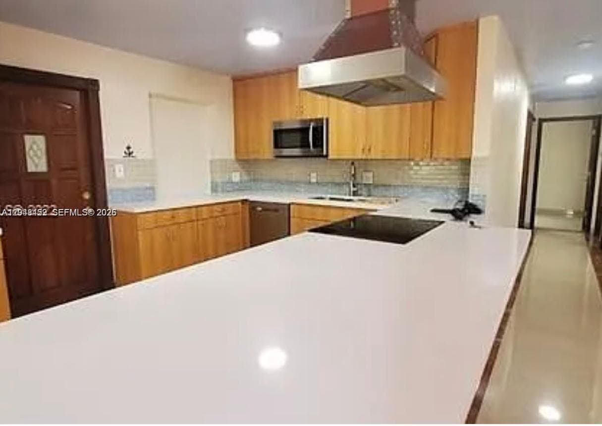 10955 SW 56th St, Miami FL 33165