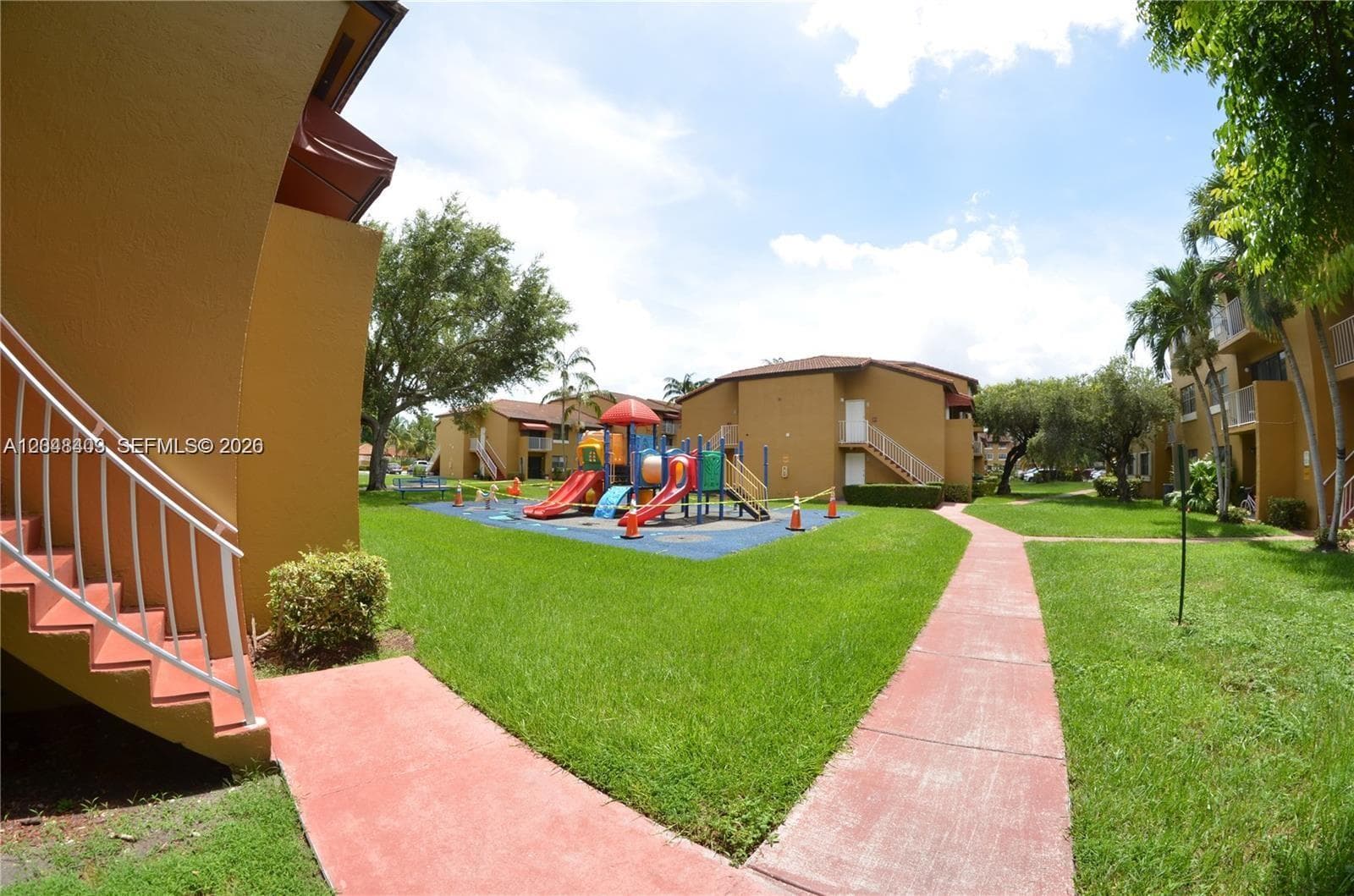 15630 SW 80th St # 210, Miami FL 33193