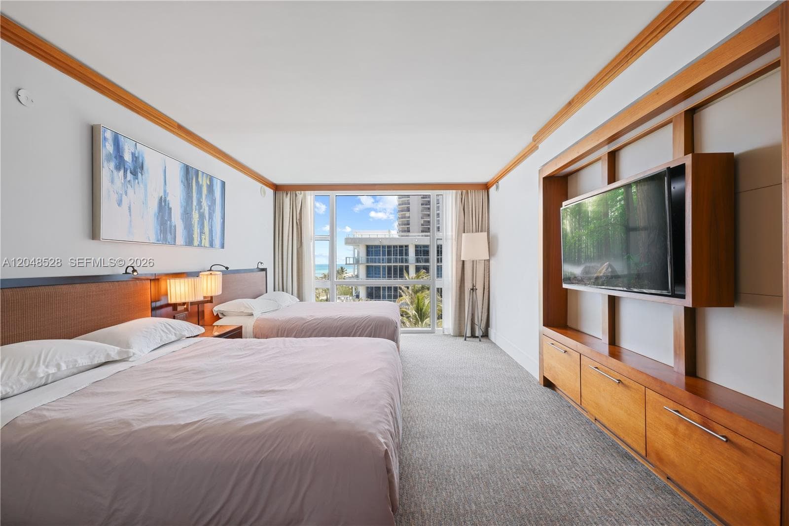 6801 Collins Ave # 516, Miami Beach FL 33141