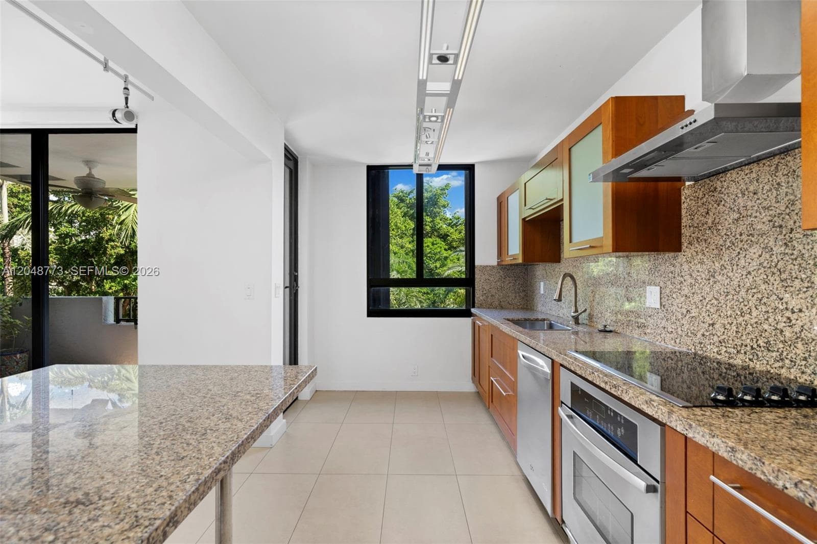 181 Crandon Blvd # 301, Key Biscayne FL 33149