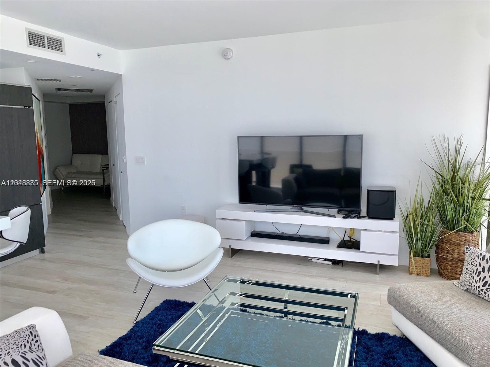 55 SW 9th St # 2706, Miami FL 33130