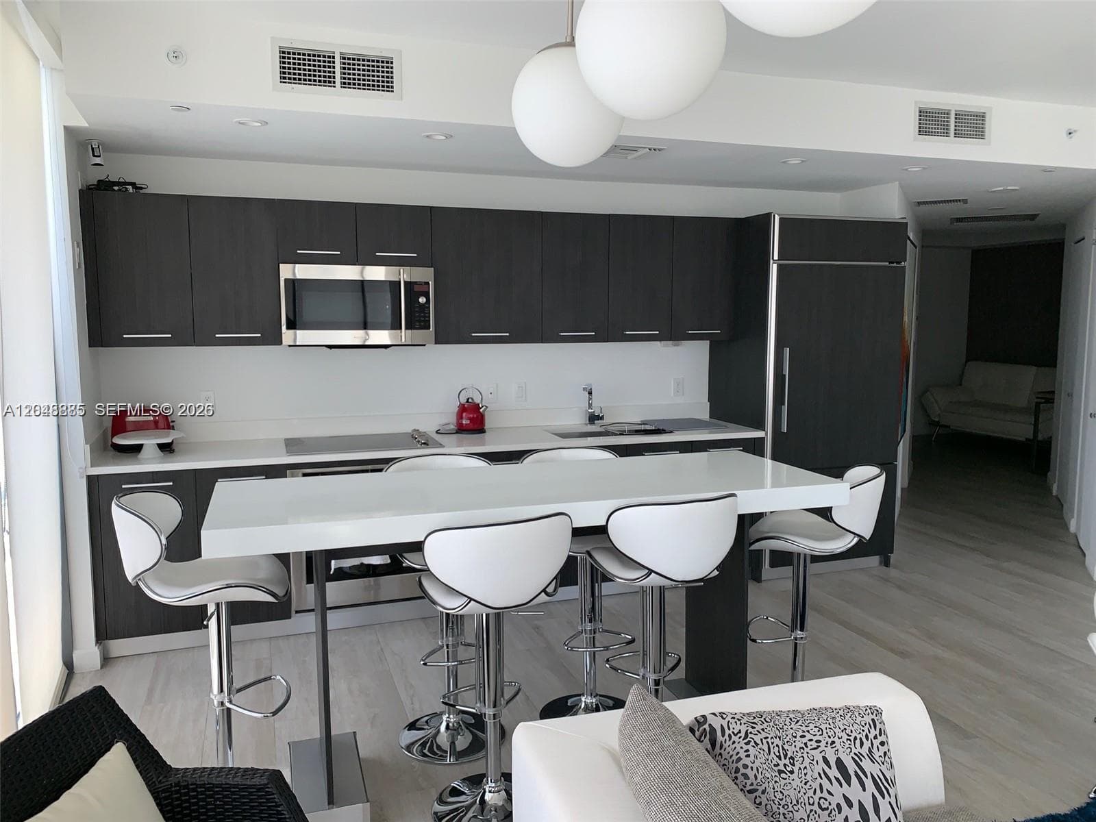 55 SW 9th St # 2706, Miami FL 33130