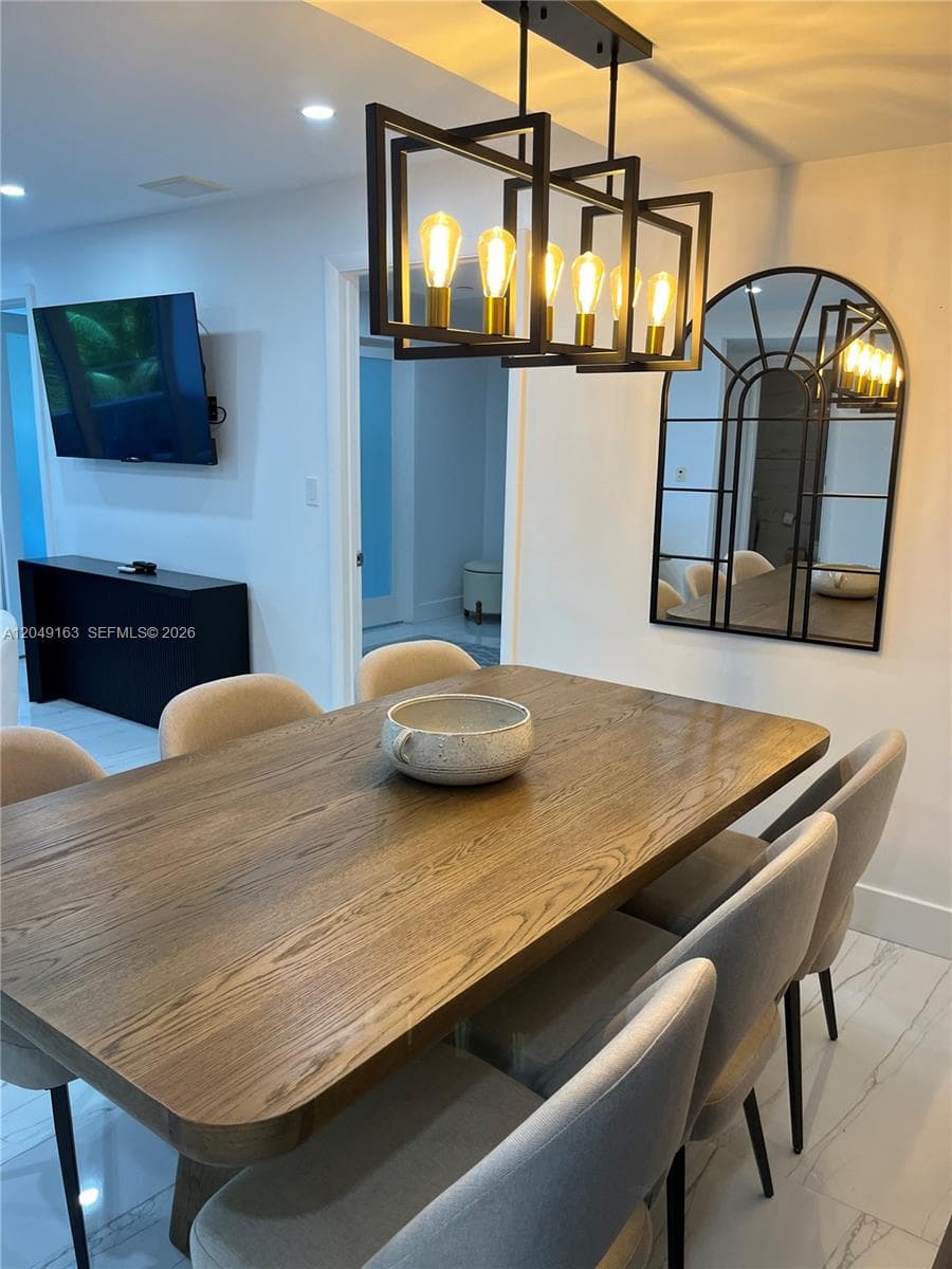 2301 Collins Ave # 326, Miami Beach FL 33139