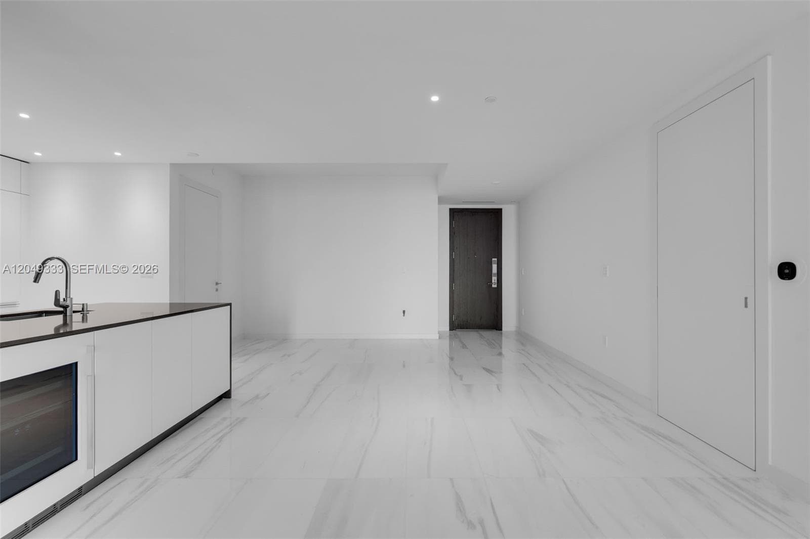 300 Biscayne Boulevard Way # 3009W, Miami FL 33131