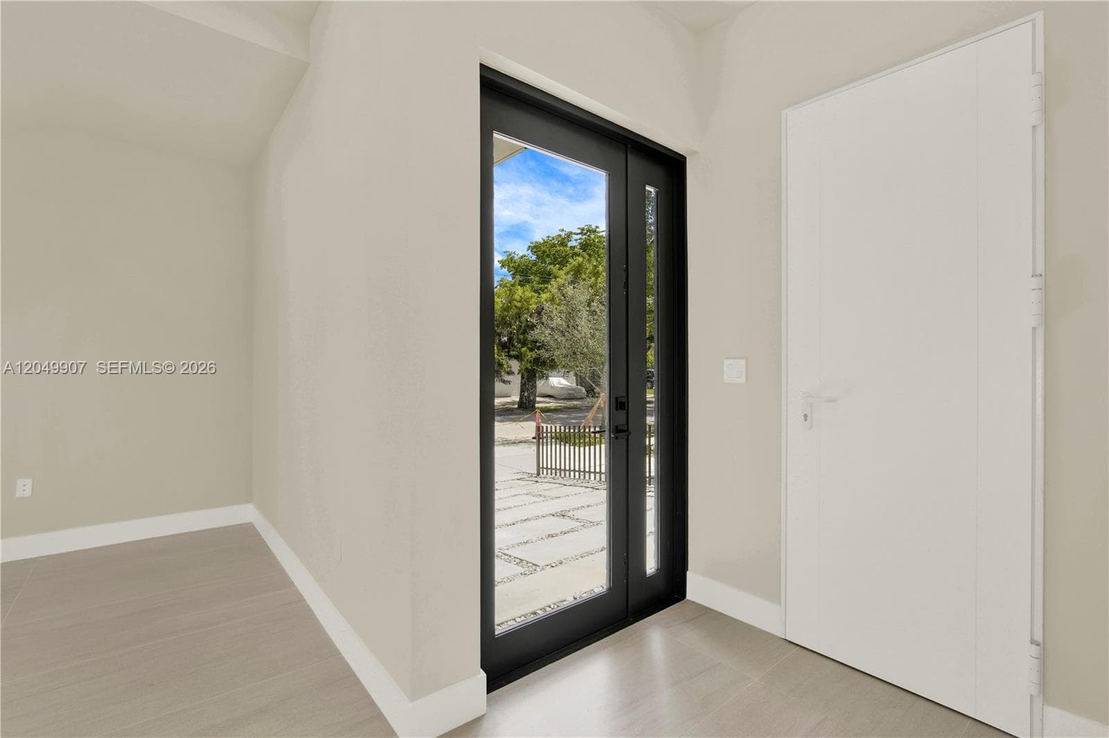 3437 SW 29th St # 3437, Miami FL 33133