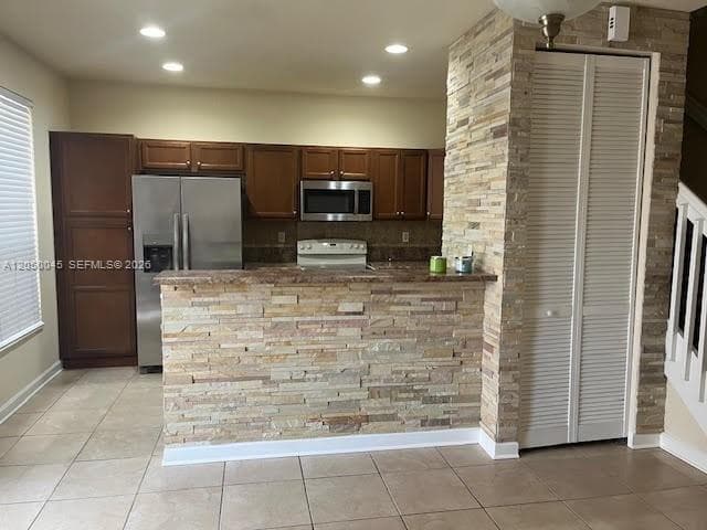 17087 SW 93rd St, Miami FL 33196