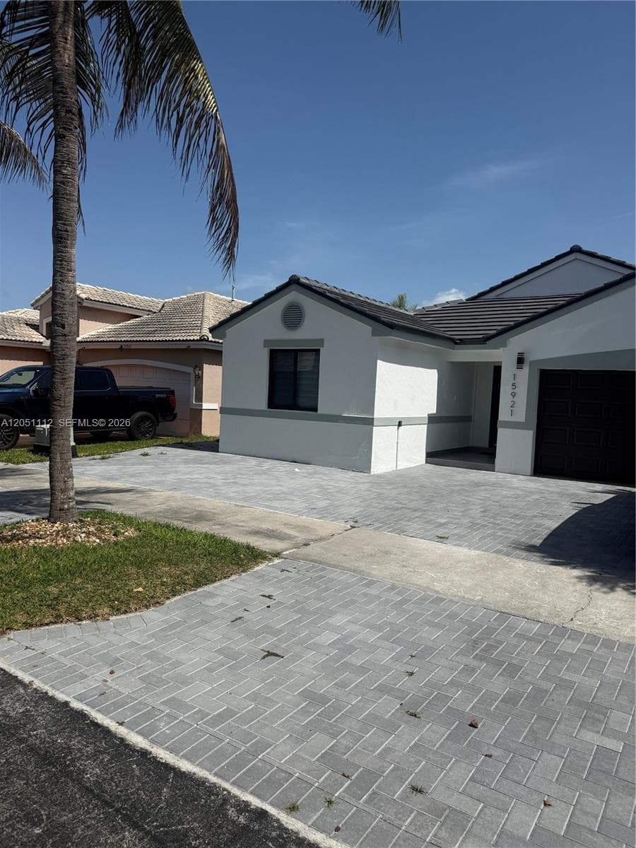 15921 SW 82 ST, Miami FL 33193